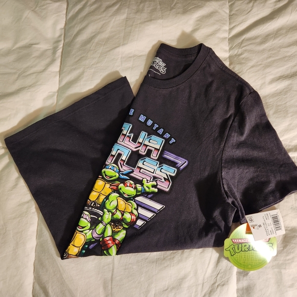 NWT women's Teenage Mutant Ninja T shirt - Picture 1 of 5